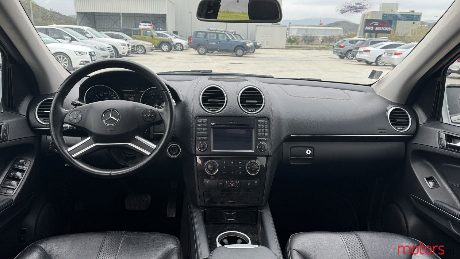 2010' Mercedes-Benz ML 300 photo #6