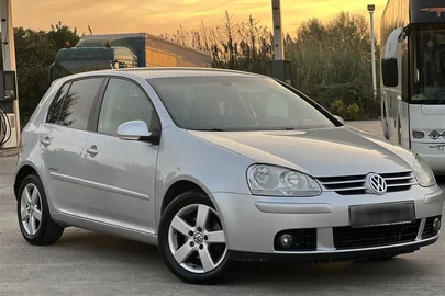 2008' Volkswagen Golf