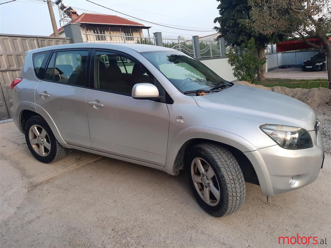 2006' Toyota RAV4 photo #3