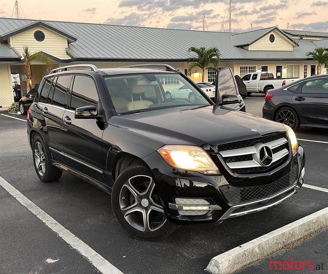 2013' Mercedes-Benz GLK 250 photo #1