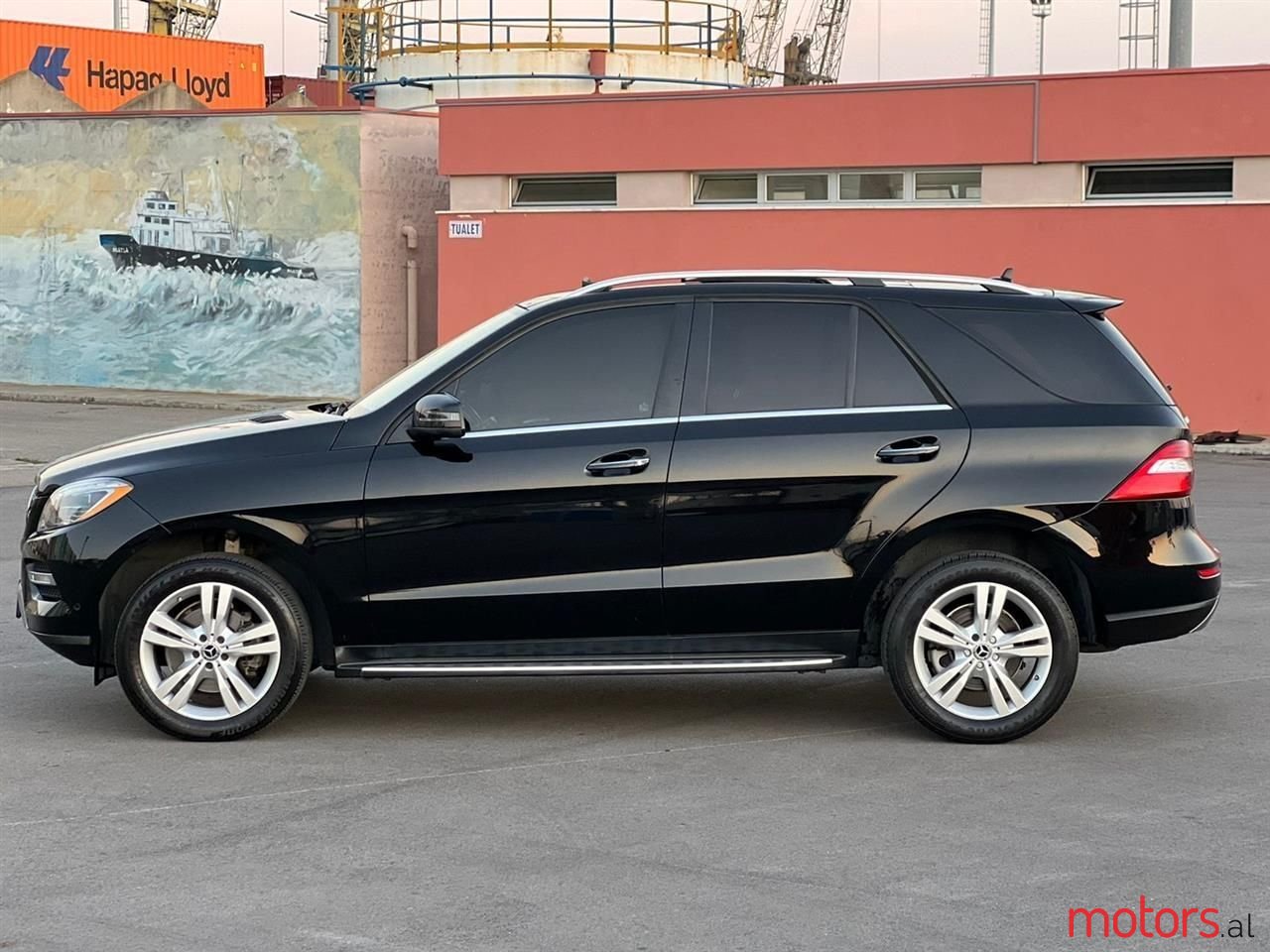 2013' Mercedes-Benz C 350 photo #3