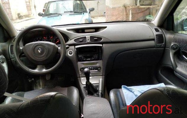 2001' Renault Laguna photo #2