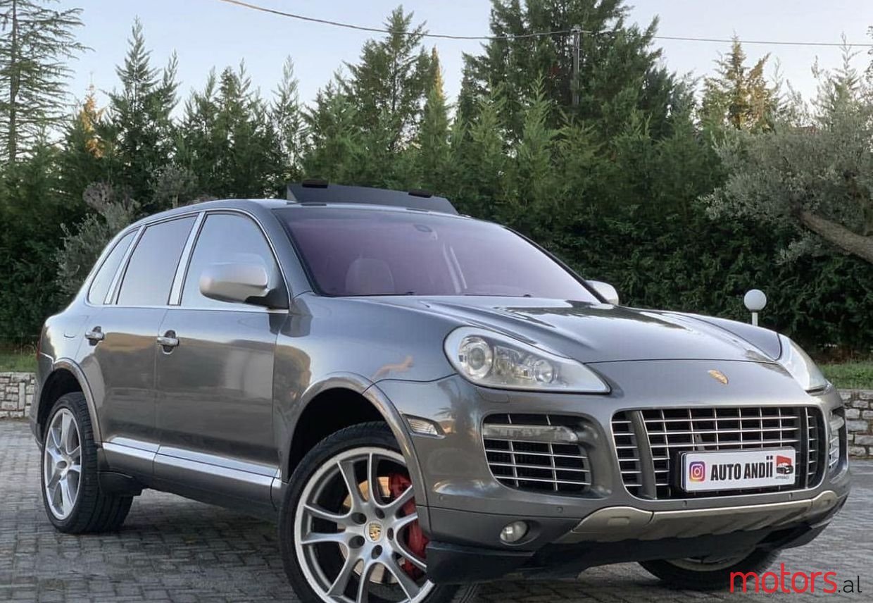 2008' Porsche Cayenne photo #1