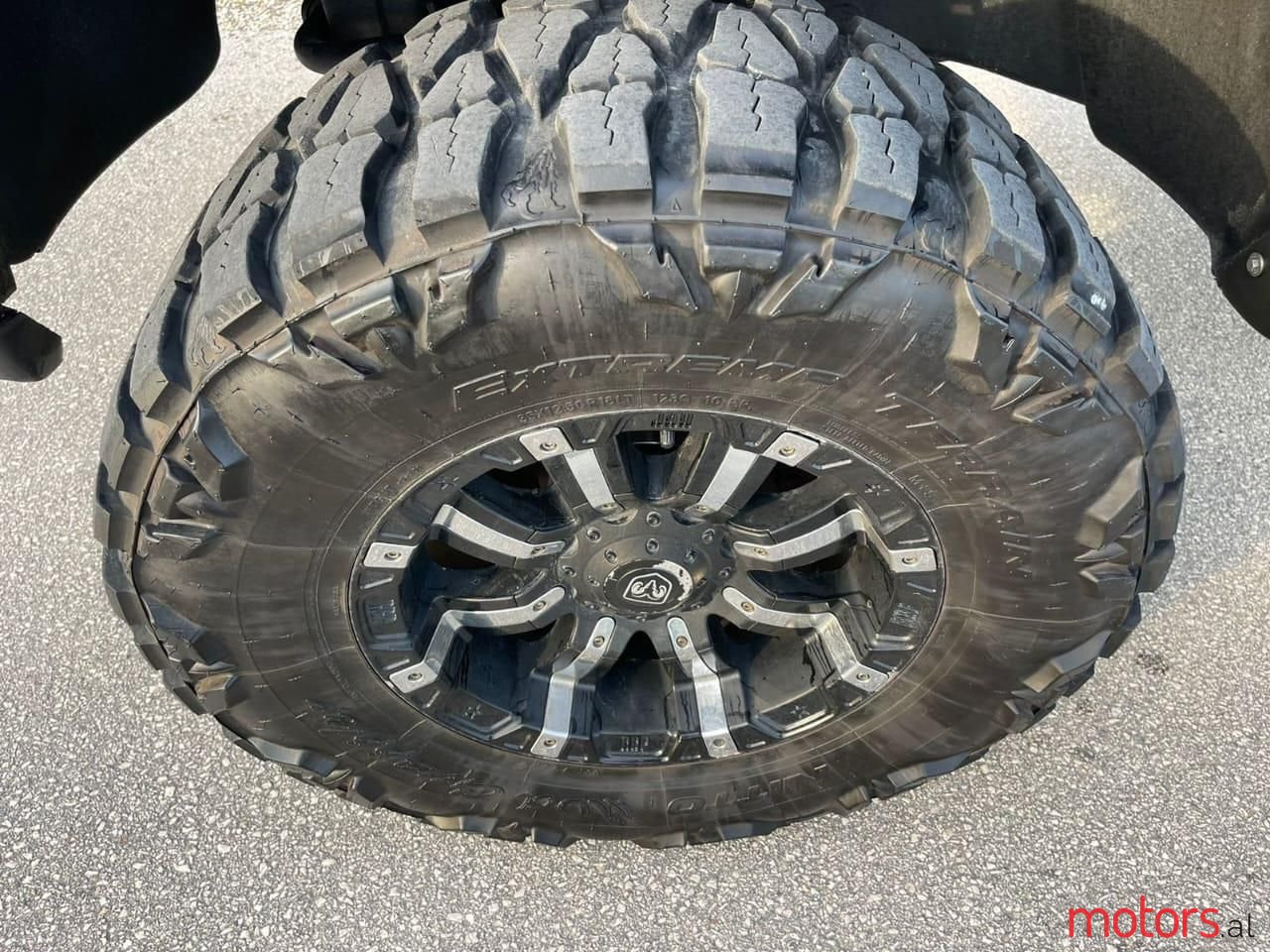 2008' Porsche Cayenne photo #2