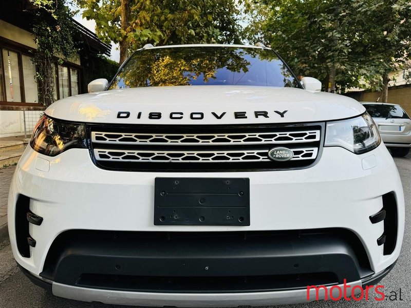 2017' Land Rover Discovery photo #1