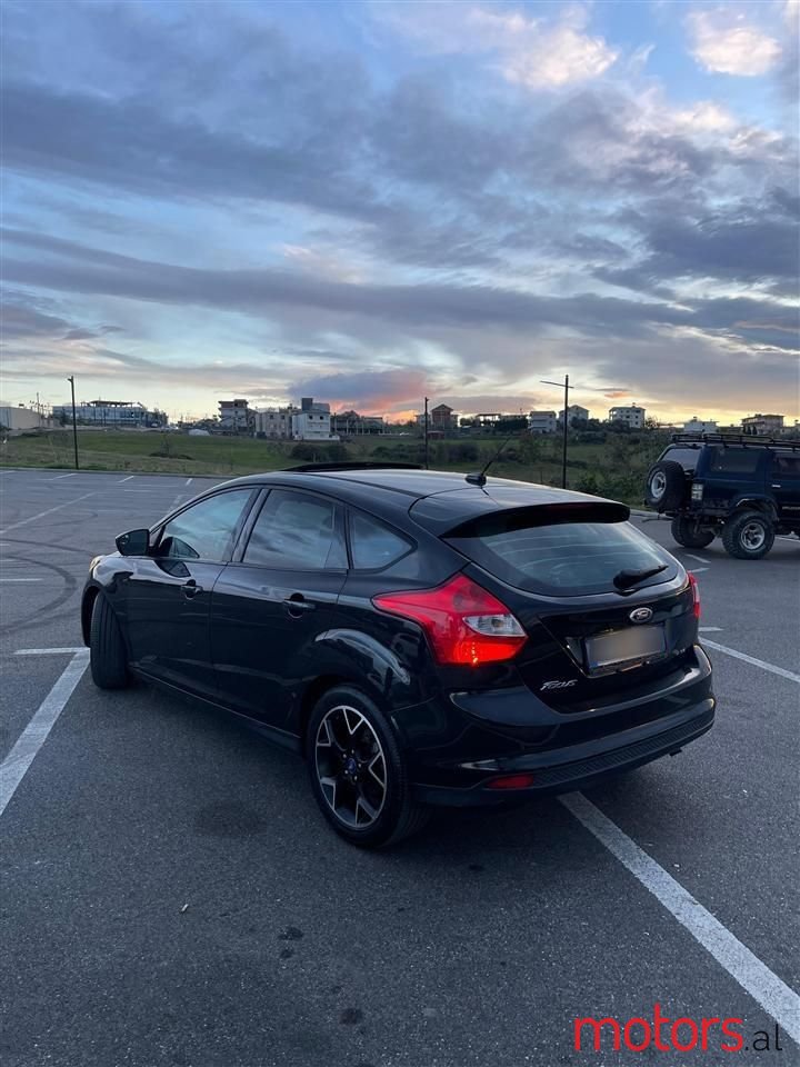 2013' Ford Focus photo #4