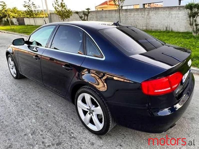 2012' Audi A4 photo #2