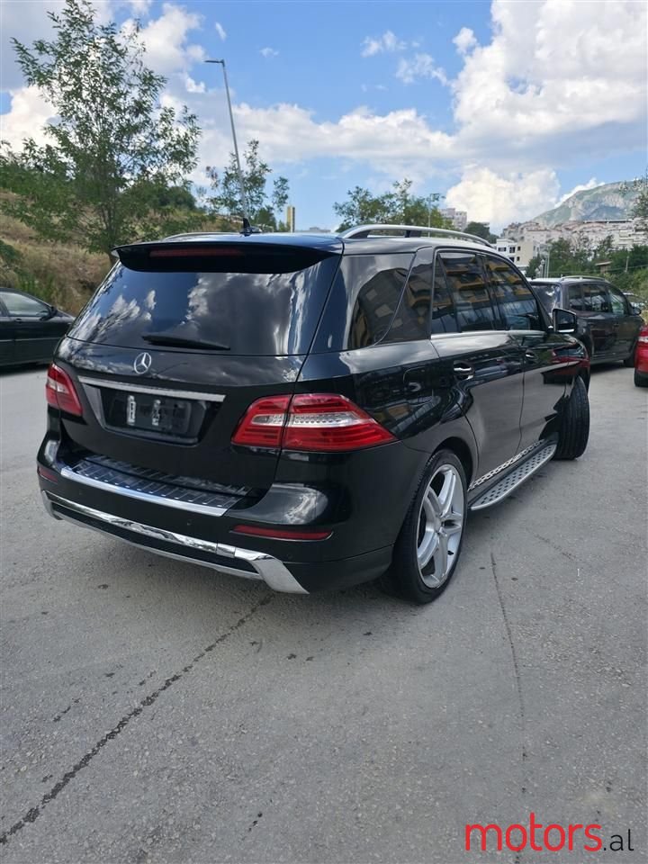 2012' Mercedes-Benz ML 350 photo #6