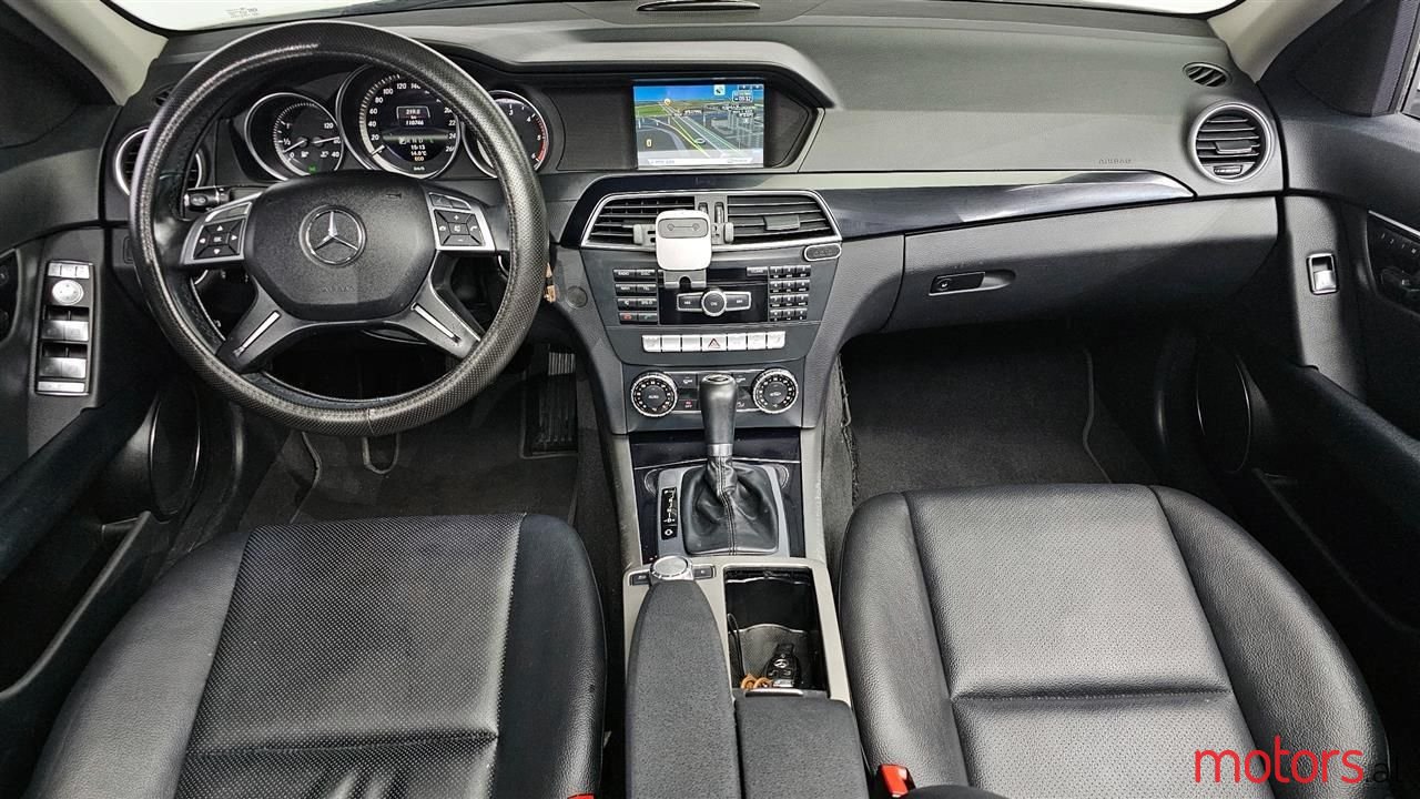 2013' Mercedes-Benz C 220 photo #1