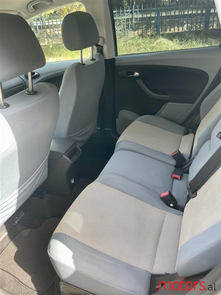 2004' SEAT Altea photo #4