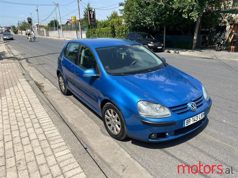 2005' Volkswagen Golf photo #1