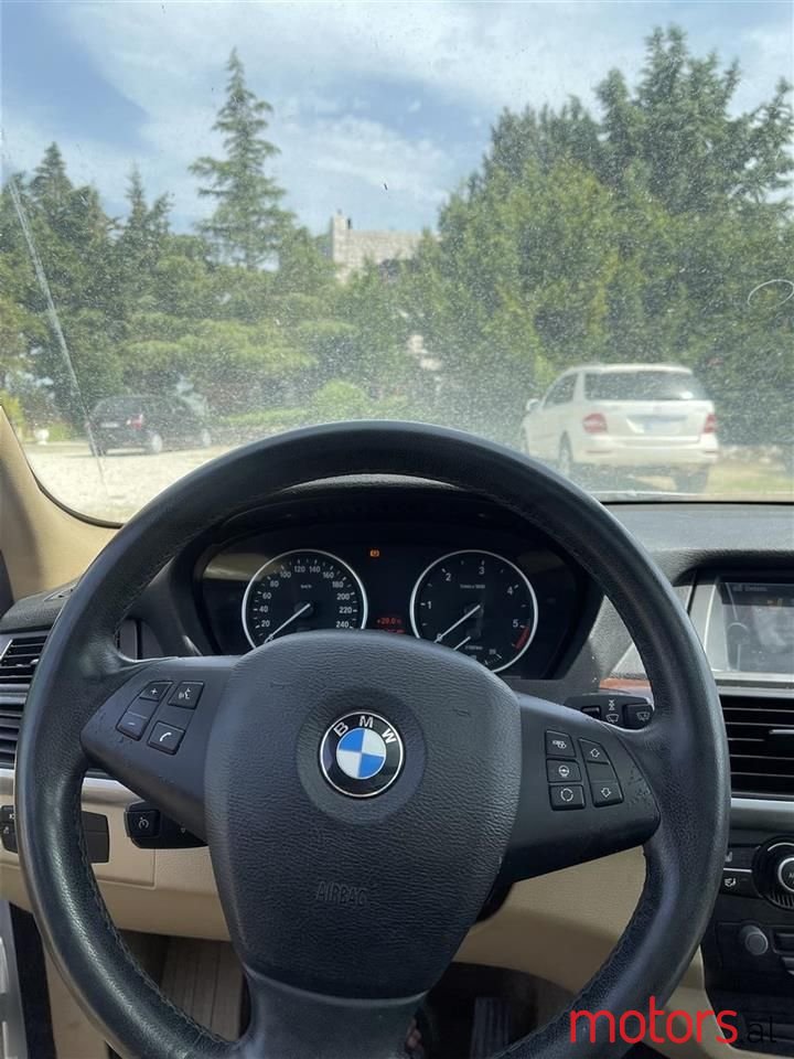 2010' BMW X5 M photo #6