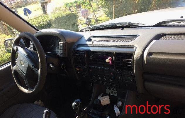 2001' Land Rover Discovery photo #4