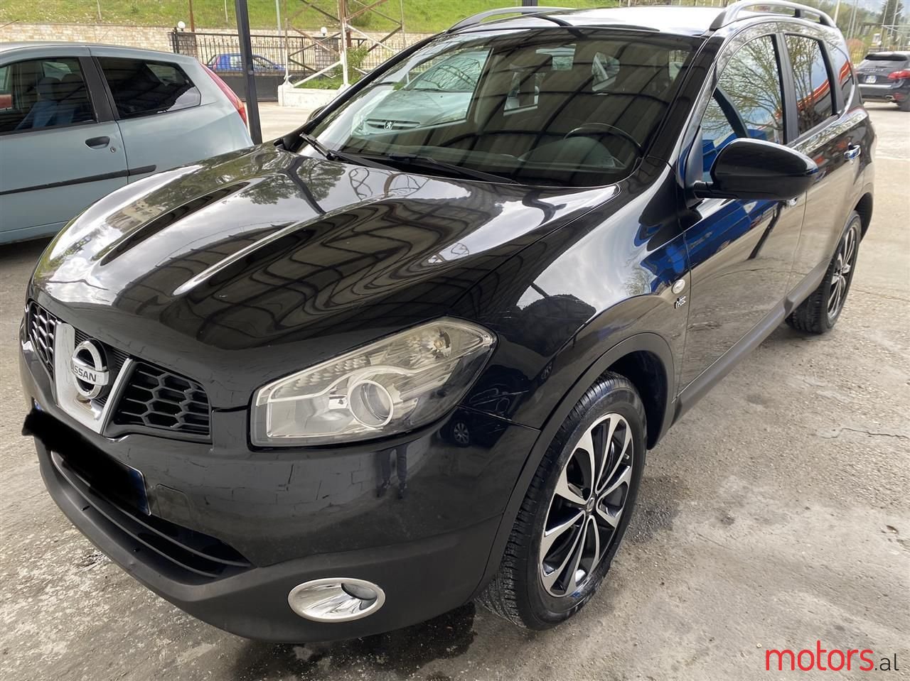 2011' Nissan Qashqai photo #1