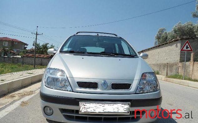 2001' Renault Scenic photo #2