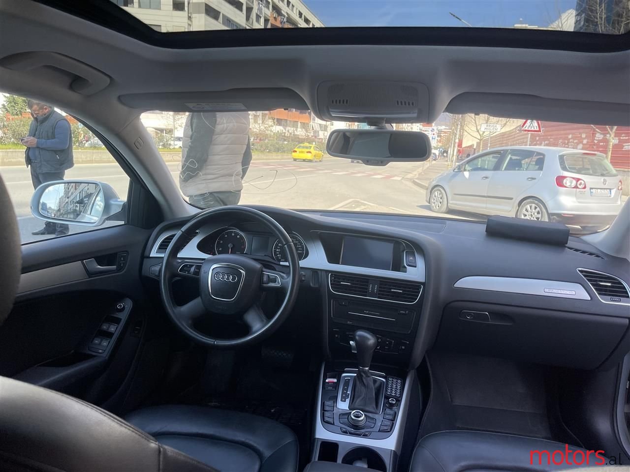 2011' Audi A4 photo #3