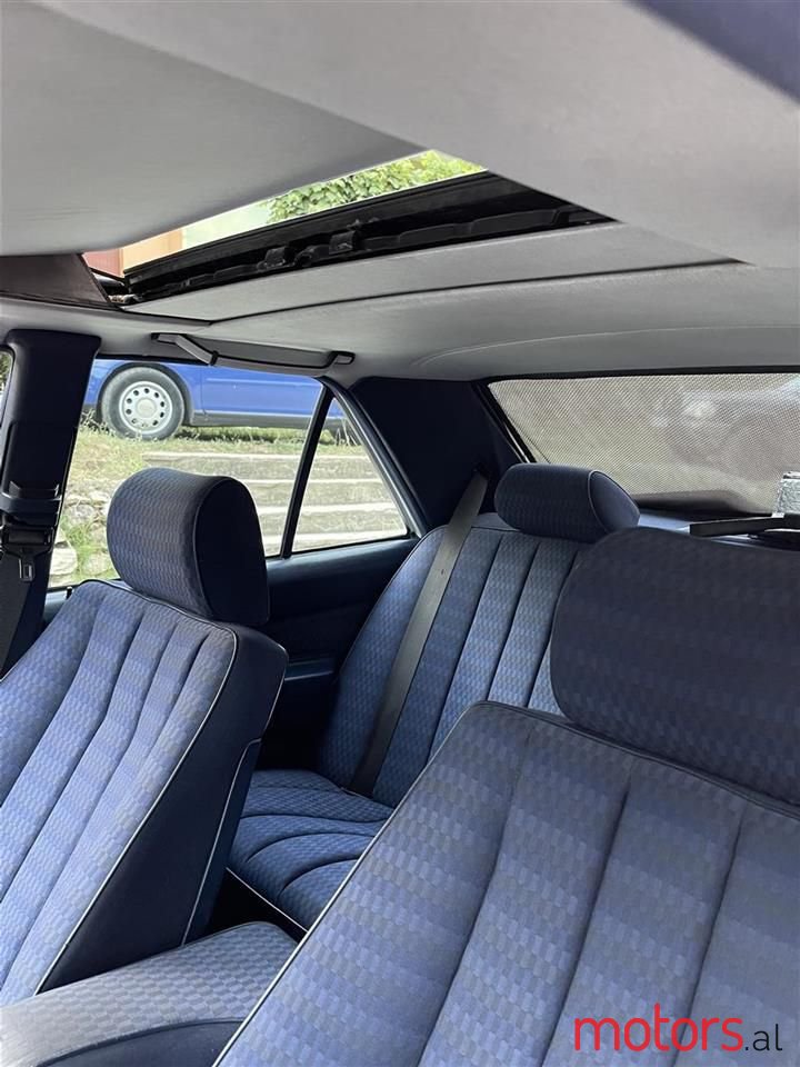 1987' Mercedes-Benz 190 photo #6