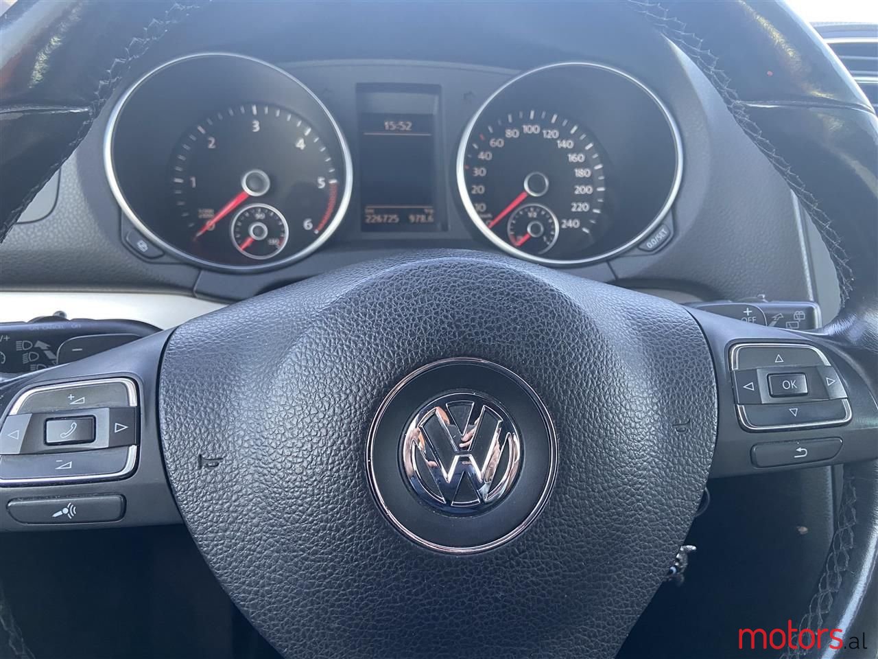 2010' Volkswagen Golf photo #5