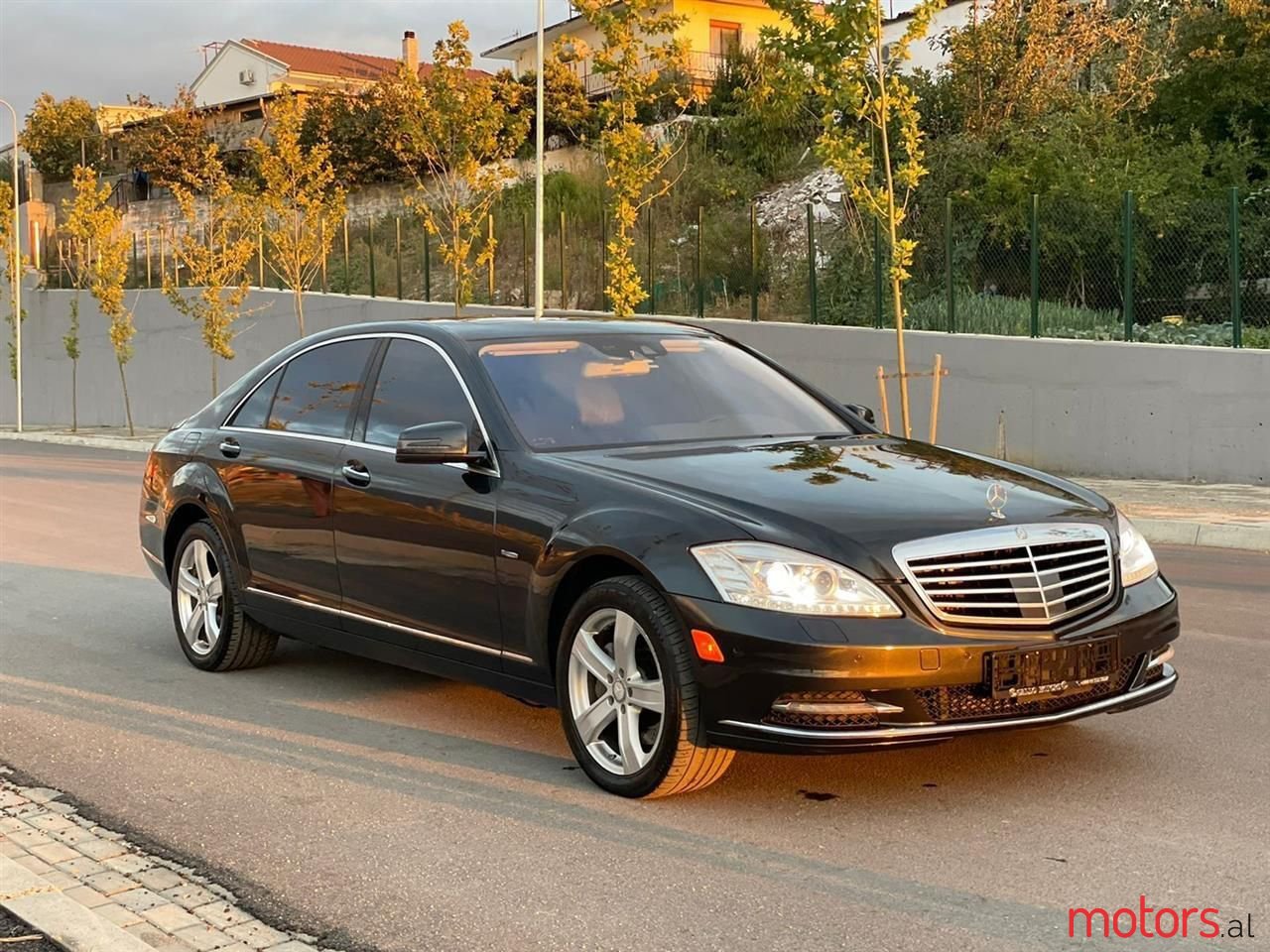 2012' Mercedes-Benz S 350 photo #2