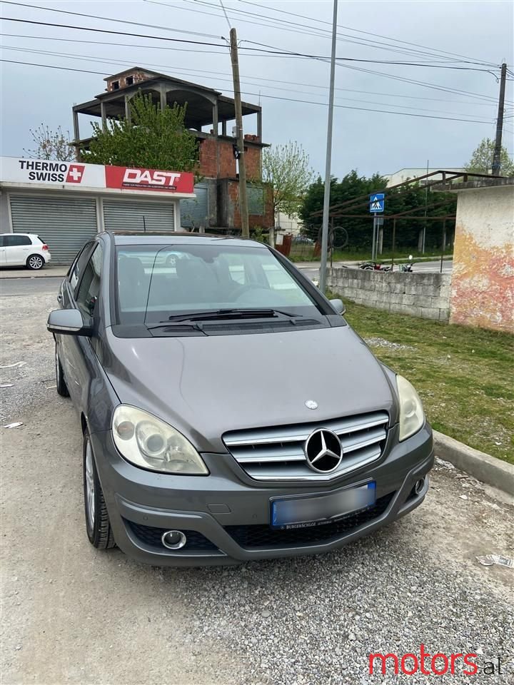 2008' Mercedes-Benz B 200 photo #1