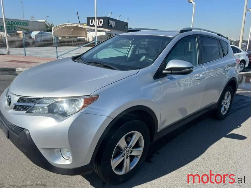 2015' Toyota RAV4 photo #1