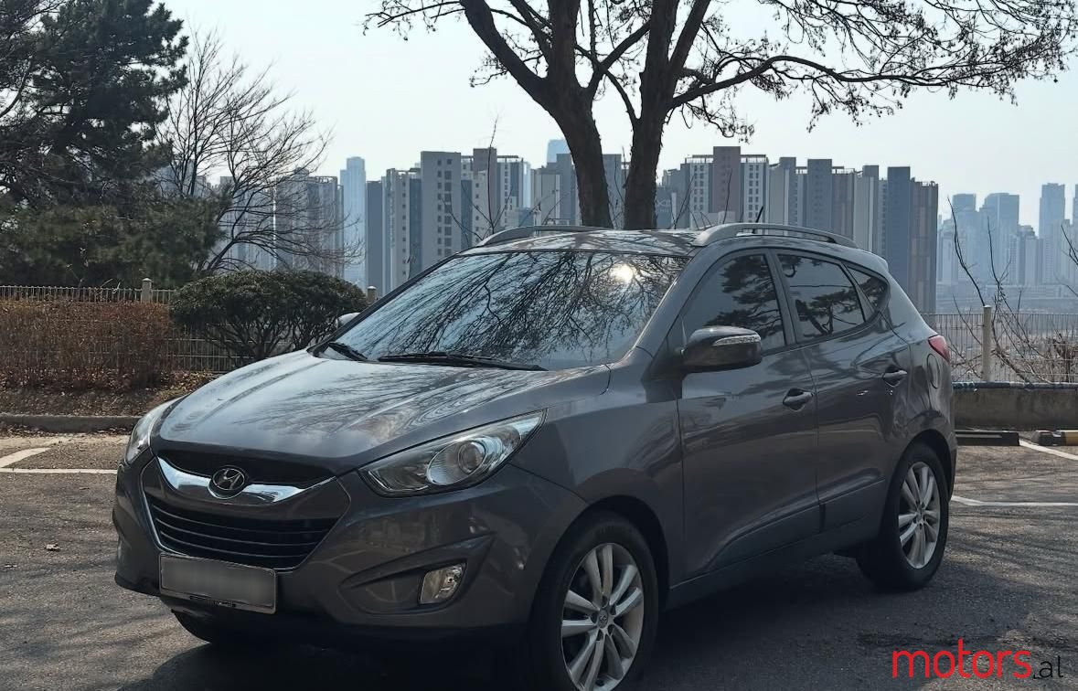 2011' Hyundai Tucson photo #1