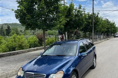 2005' Mercedes-Benz C 200