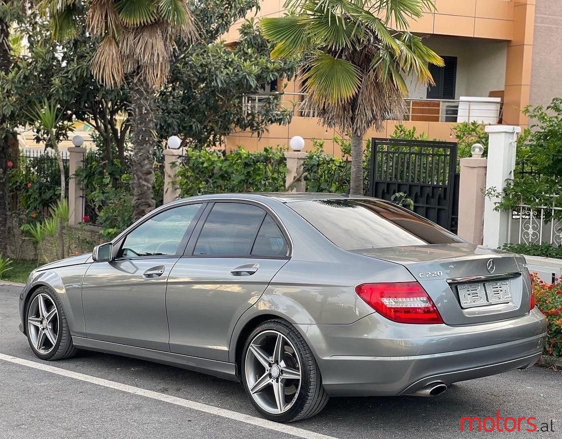 2011' Mercedes-Benz C 220 photo #4