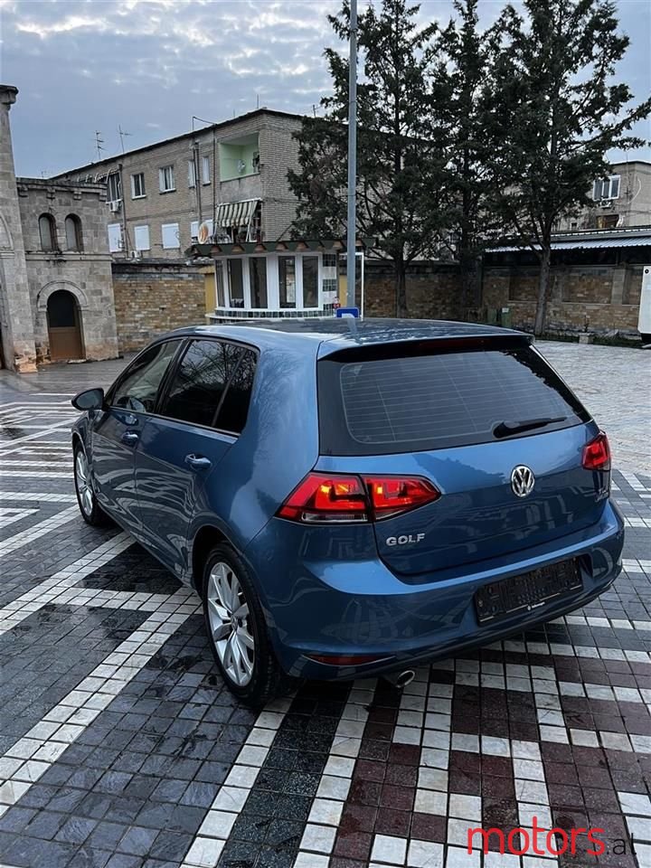 2013' Volkswagen Golf photo #5