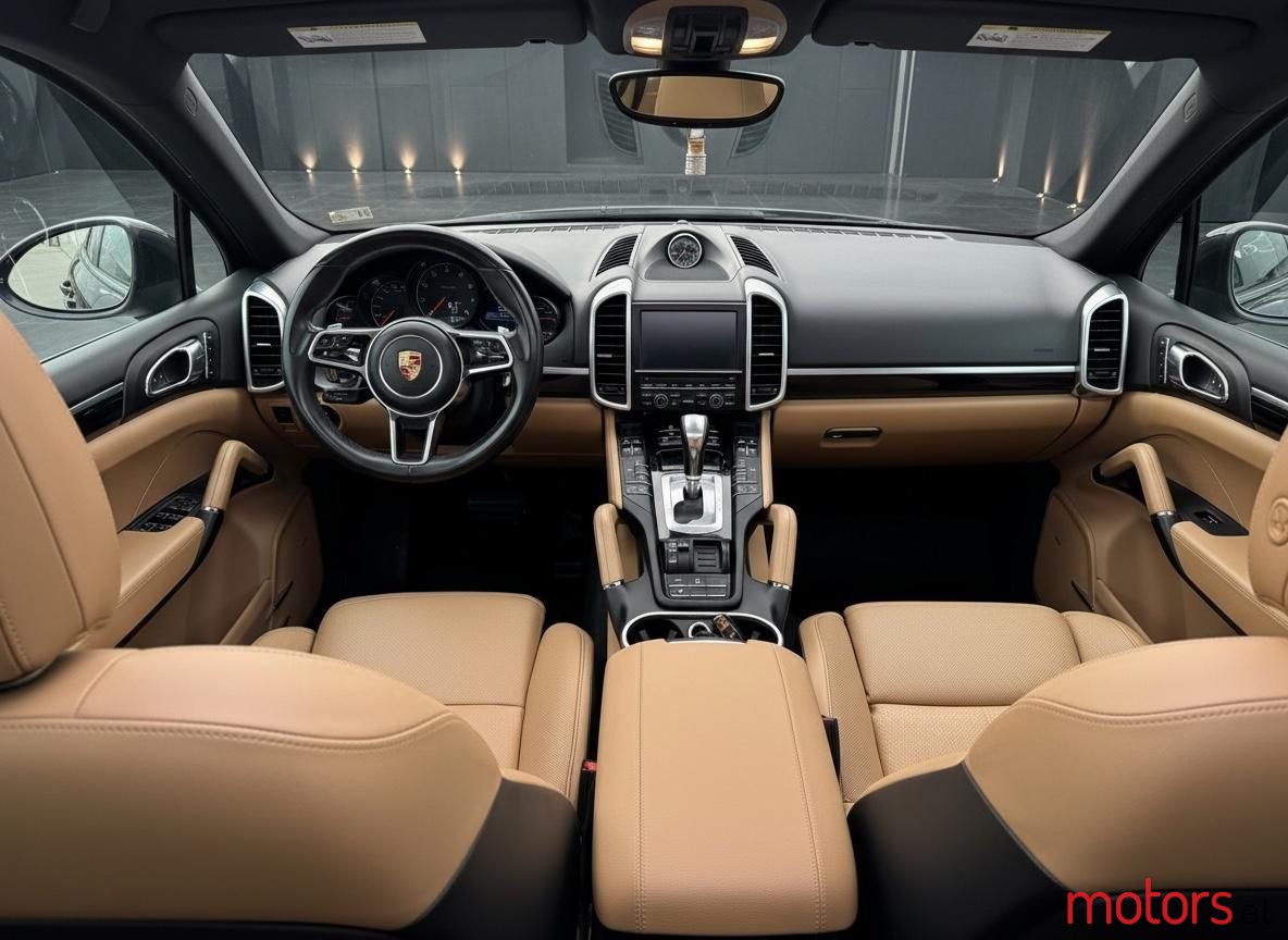 2016' Porsche Cayenne photo #3