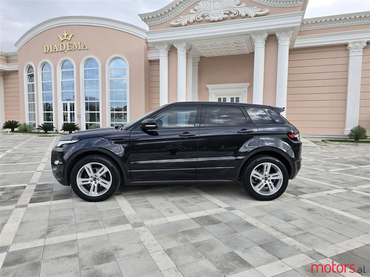 2012' Land Rover Range Rover Evoque photo #2