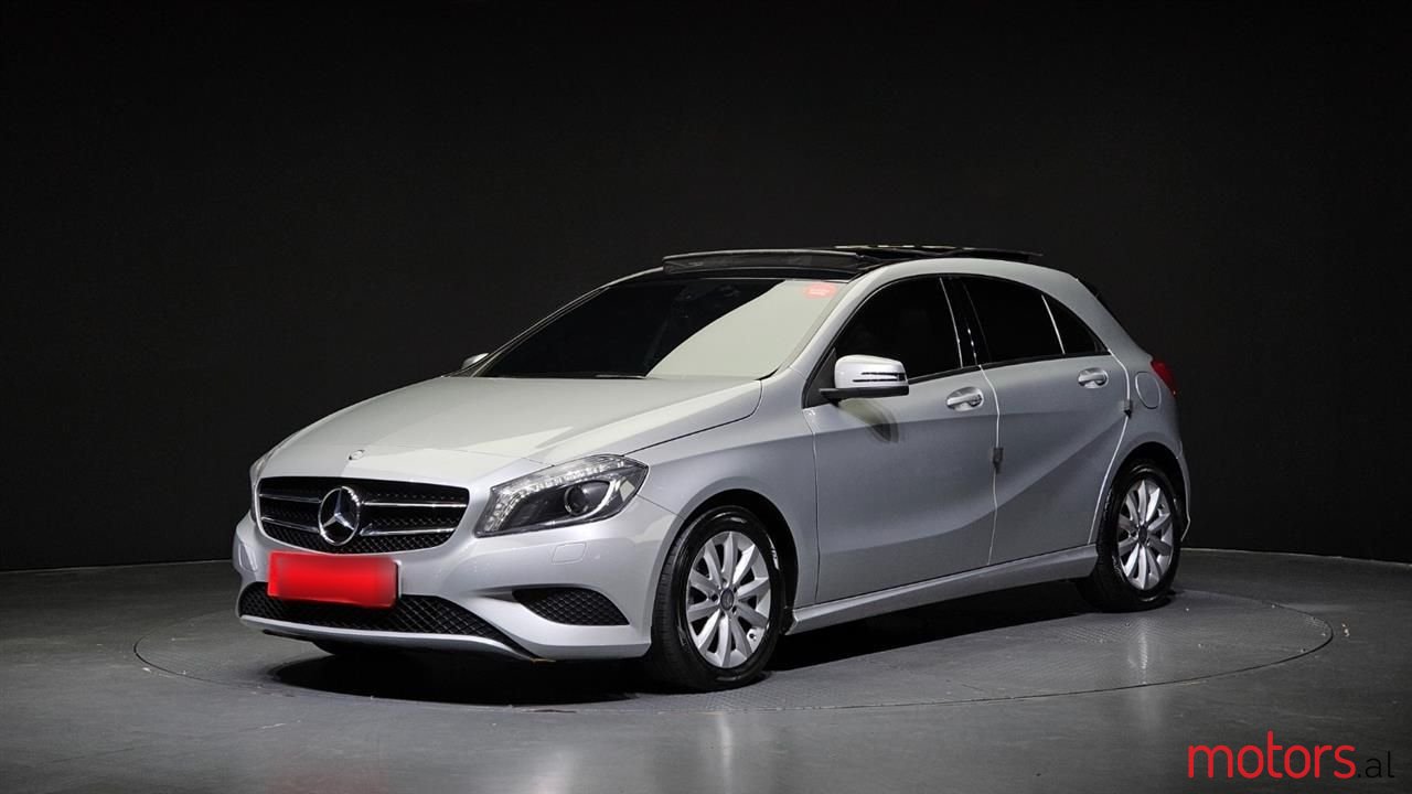 2014' Mercedes-Benz A 200 photo #3