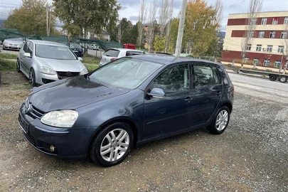 2006' Volkswagen Golf