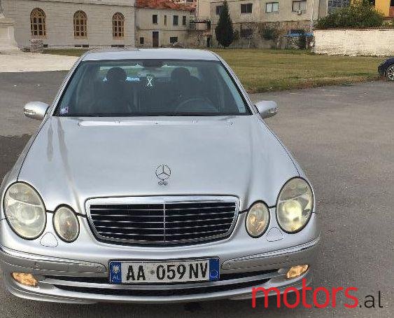 2005' Mercedes-Benz E-Class photo #1