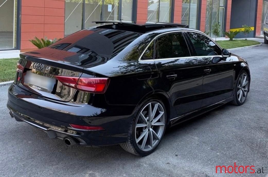2018' Audi A3 photo #2