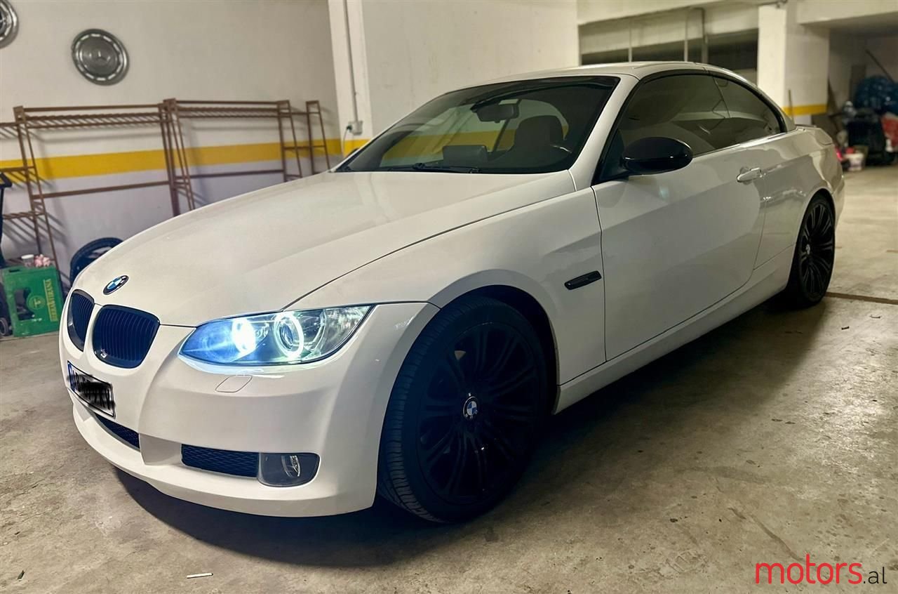 2008' BMW 320 photo #1