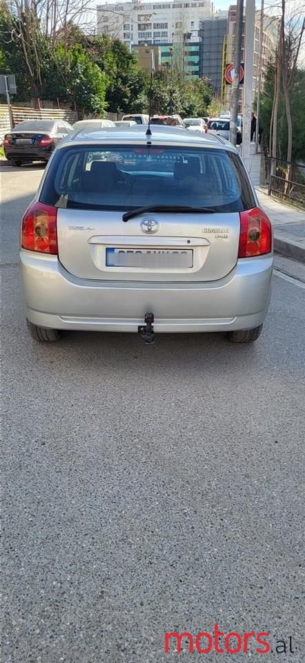 2005' Toyota Corolla photo #2