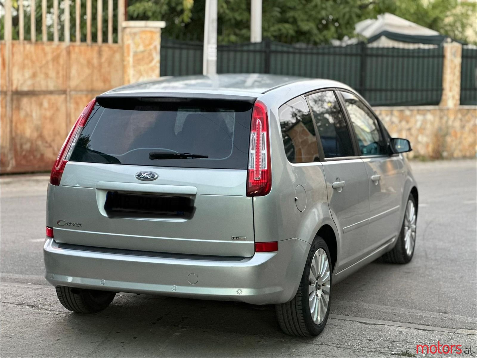 2009' Ford C-MAX photo #3