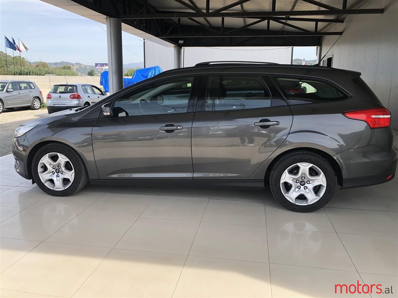 2016' Ford Focus photo #4