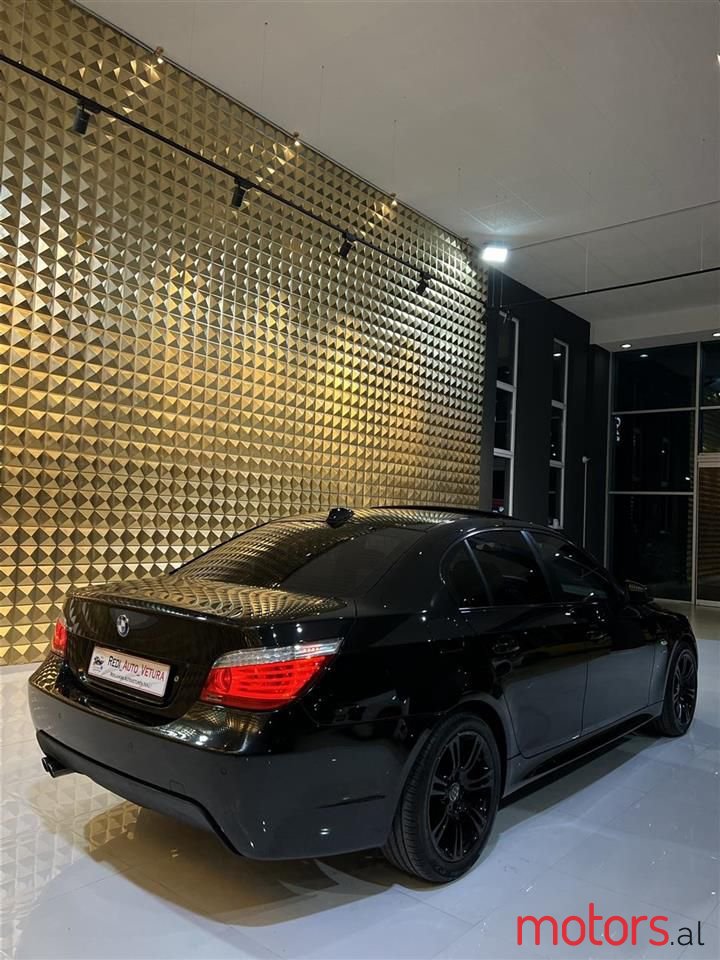 2010' BMW 530 photo #4