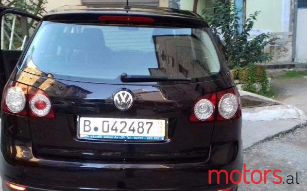 2007' Volkswagen Golf Plus photo #1