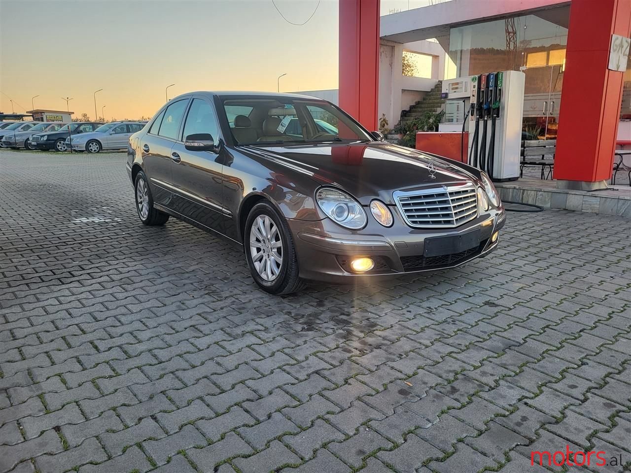 2007' Mercedes-Benz E 220 photo #3