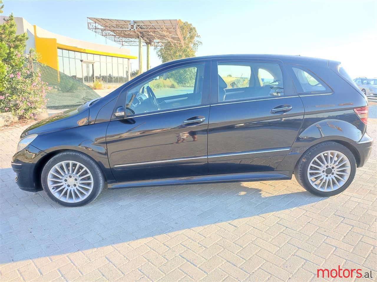 2005' Mercedes-Benz B 200 photo #2