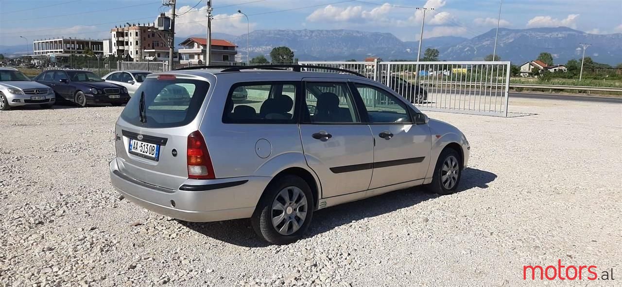 2002' Ford Focus photo #5