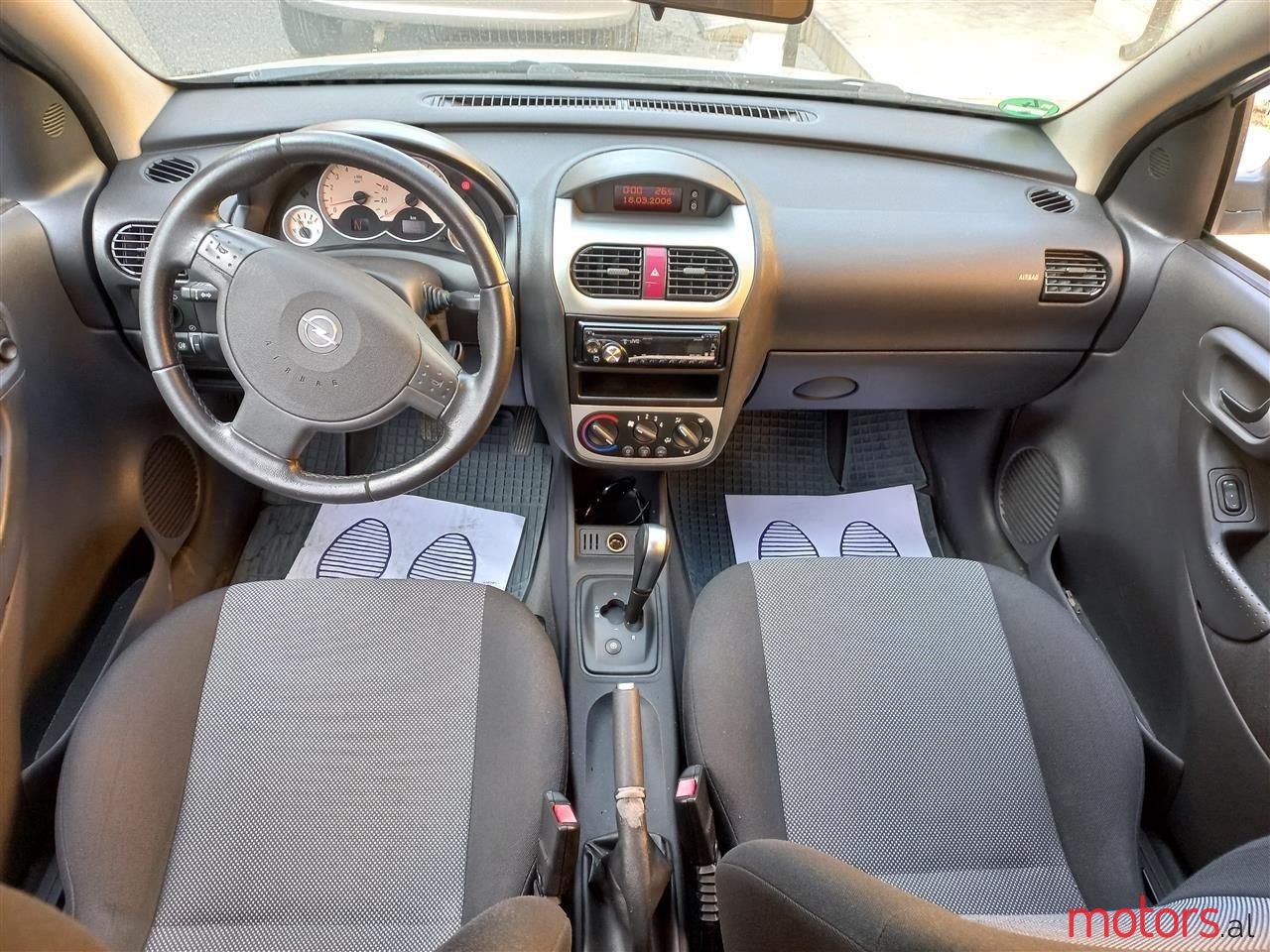 2006' Opel Corsa photo #3