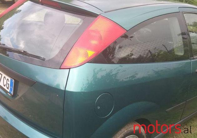 2001' Ford Focus photo #1
