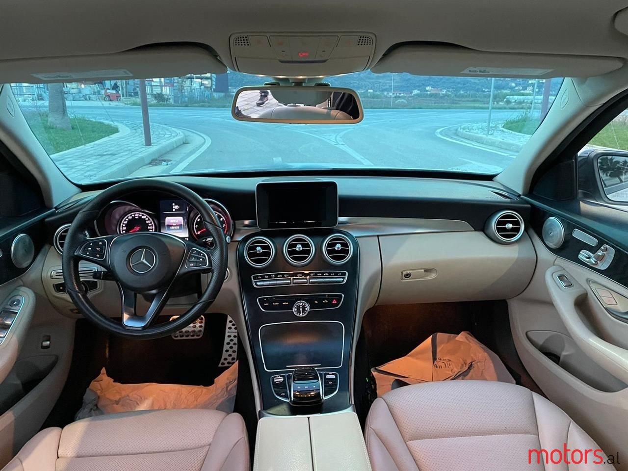 2016' Mercedes-Benz C 63 AMG photo #4