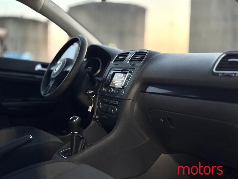 2013' Volkswagen Golf photo #6