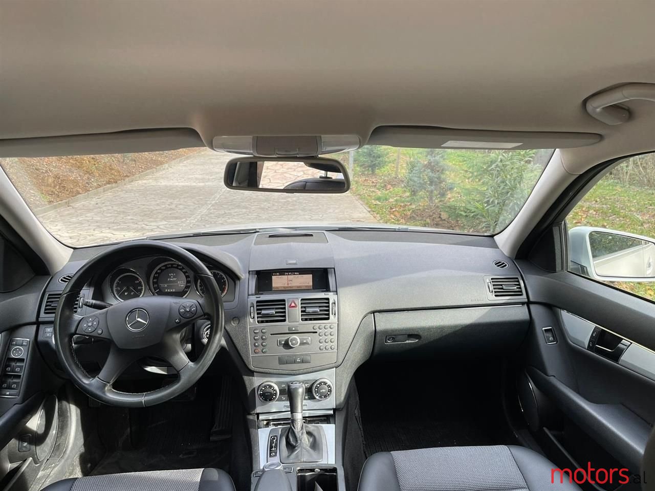 2010' Mercedes-Benz C 180 photo #6