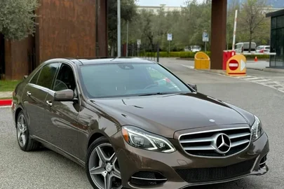 2015' Mercedes-Benz E 250